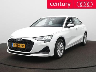 Wit Gebruikt 2025 Audi A3 Sportback Proline Hatchback | € 35.900 (Iets duurder)