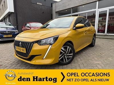 Occasion Peugeot 208 Allure 101 PK (74 kW) 2021 Geel Hatchback