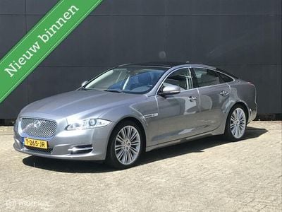 Grijs Gebruikt 2013 Jaguar XJ Premium Luxury Sedan | € 21.900 (Duur)