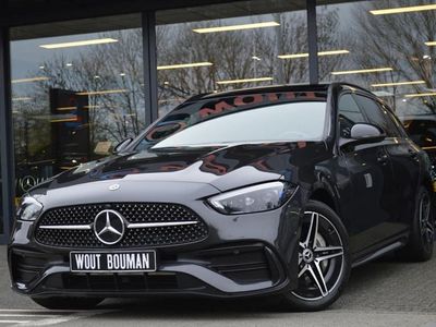 Grijs (metallic) Gebruikt 2022 Mercedes C300 AMG Stationwagen | € 38.900 (Eerlijke prijs)