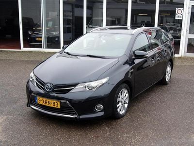 Toyota Auris Hybrid