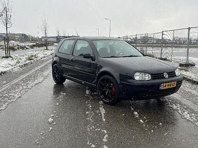 Gebruikt 2001 VW Golf IV Highline | € 5.495 (Iets duurder)