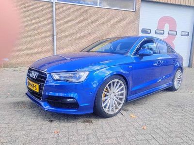 Blauw Occasion 2016 Audi A3 Sedan | € 15.500 (Eerlijke prijs)