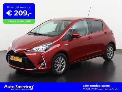 Occasion Toyota Yaris Hybrid 2019 Rood Hatchback