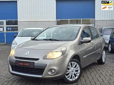 Occasion Renault Clio II Dynamique 75 PK (55 kW) 2010 Beige Hatchback
