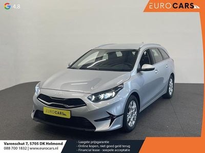 Grijs Gebruikt 2023 Kia Ceed Hatchback | € 16.990 (Super prijs)