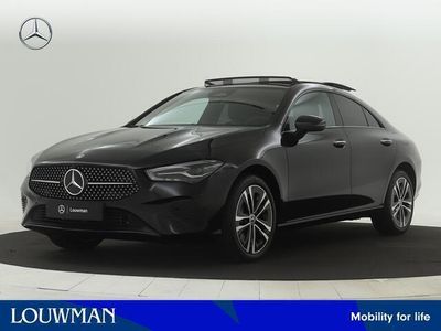 tweedehands Mercedes CLA250e Star Edition | Nightpakket | Panoramaschuifdak |