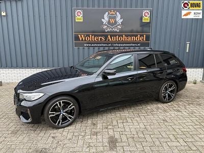 Zwart Gebruikt 2022 BMW 320 Executive Stationwagen | € 32.950 (Super prijs)