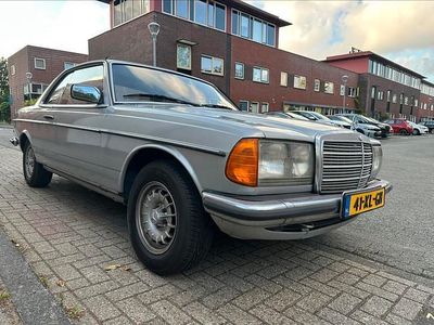 Gebruikt 1982 Mercedes 230 | € 6.250