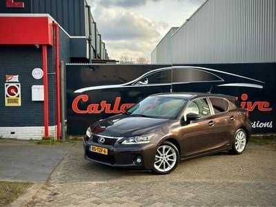 Lexus CT200h