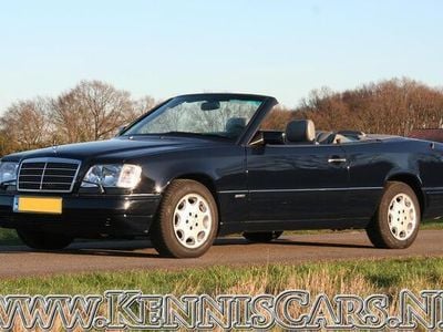 Occasion Mercedes E220 Sportline 150 PK (110 kW) 1994 Blauw Cabriolet