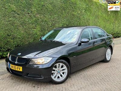 tweedehands BMW 318 3-SERIE i Business Line /AUTOMAAT/CRUISE/PDC/NAVIGATIE/