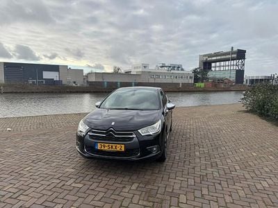 Zwart Gebruikt 2011 Citroën DS4 Sport Chic Hatchback | € 2.950 (Eerlijke prijs)