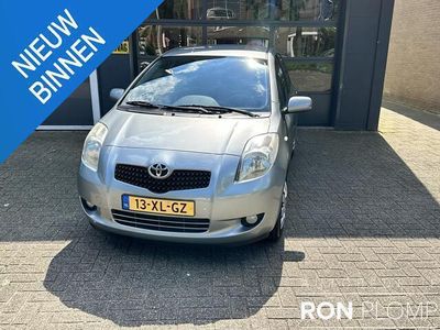 tweedehands Toyota Yaris 1.3 VVTi Sol MMT Automaat/ Airco/ Elektrische ramen/ Trekhaak