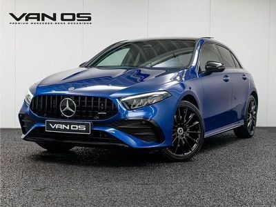 Blauw Occasion 2023 Mercedes A250 AMG line Hatchback | € 37.995 (Duur)