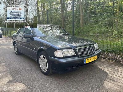 Zwart Occasion 1998 Mercedes C200 Classic Sedan | € 3.750