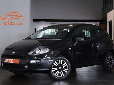 Zwart Gebruikt 2016 Fiat Punto Young Hatchback | € 7.299