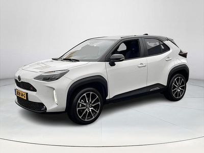 Grijs Occasion 2023 Toyota Yaris Cross Sport SUV | € 29.900 (Eerlijke prijs)
