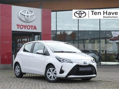 tweedehands Toyota Yaris 1.5 Hybrid 100PK Active Automaat | Climate Control | Bluetooth |