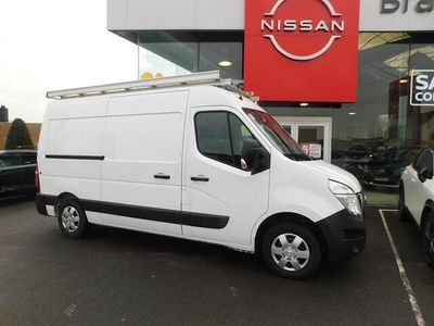 Nissan Interstar