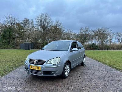 Grijs Gebruikt 2007 VW Polo Hatchback | € 1.995 (Goede deal)