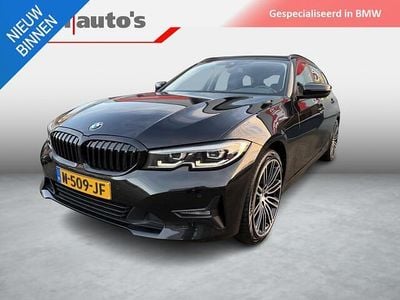 Zwart Gebruikt 2021 BMW 318 Executive Stationwagen | € 23.999 (Super prijs)