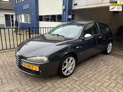 tweedehands Alfa Romeo 147 2.0 T.Spark LEER / VOOR ONDERDELEN!