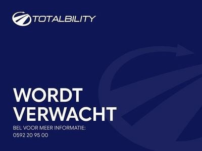 Zwart Occasion 2024 Tesla Model Y RWD SUV | € 36.450 (Eerlijke prijs)