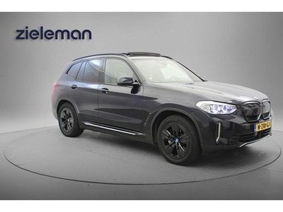 Zwart Occasion 2021 BMW iX3 Executive SUV | € 26.845 (Eerlijke prijs)