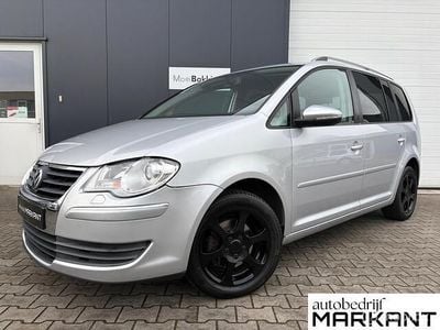 Grijs (metallic) Occasion 2009 VW Touran Highline MPV | € 3.750 (Goede deal)
