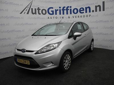 Grijs (metallic) Gebruikt 2010 Ford Fiesta Limited Hatchback | € 2.790 (Goede deal)