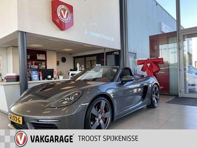 Grijs, metallic lak Gebruikt 2016 Porsche 718 Boxster S Cabriolet | € 63.718
