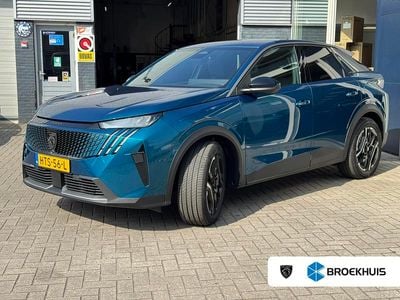 Peugeot e-3008
