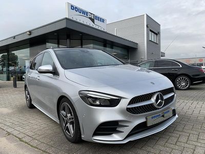 Grijs Occasion 2019 Mercedes B180 Business MPV | € 27.700 (Duur)