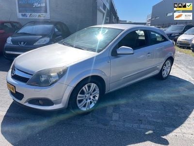 Opel Astra GTC