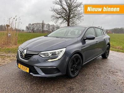 tweedehands Renault Mégane IV 1.2 TCE / BUSINESS LINE / CRUISE / *apk 01-2025*