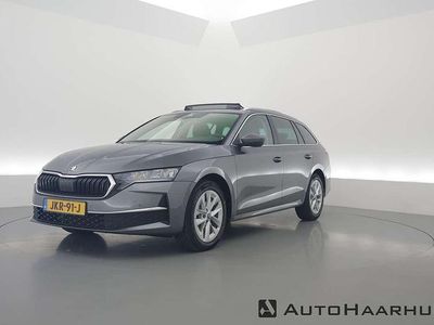 Grijs Occasion 2025 Skoda Octavia Business Line Stationwagen | € 37.900