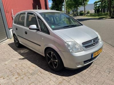 Grijs Occasion 2003 Opel Meriva Enjoy MPV | € 800 (Eerlijke prijs)