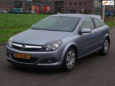 Opel Astra GTC