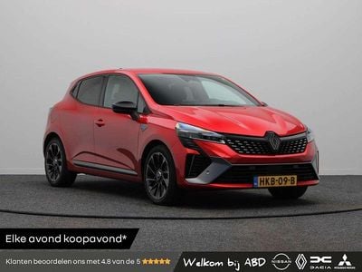 Rood Occasion 2025 Renault Clio V Esprit Alpine Hatchback | € 25.845 (Eerlijke prijs)