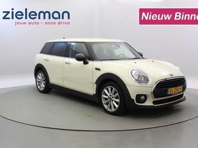 tweedehands Mini Cooper Clubman 1.5 Business Edition Automaat