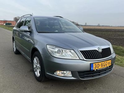 Grijs Occasion 2012 Skoda Octavia Business Line Stationwagen | € 6.250 (Eerlijke prijs)