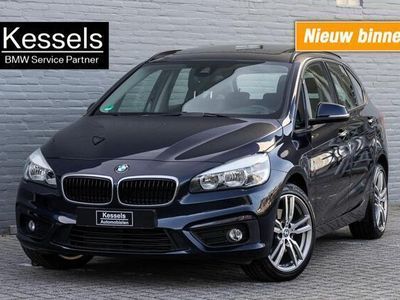 tweedehands BMW 218 218 i / Trekhaak / Panoramadak / Head-Up / HiFi