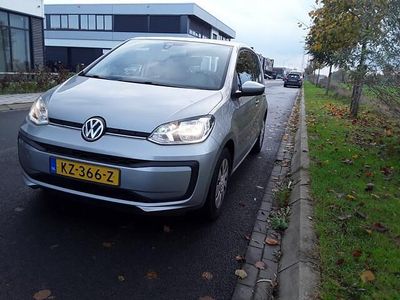 Grijs Gebruikt 2016 VW up! move up! Hatchback | € 6.450 (Eerlijke prijs)