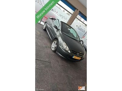 Occasion Peugeot 307 CC 136 PK (100 kW) 2004 Grijs Cabriolet