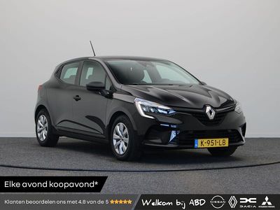 Zwart Occasion 2021 Renault Clio V Life Hatchback | € 17.945 (Duur)
