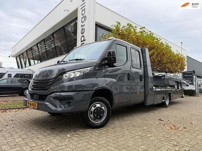 Grijs (metallic) Nieuw 2025 Iveco Daily Sedan | € 86.900