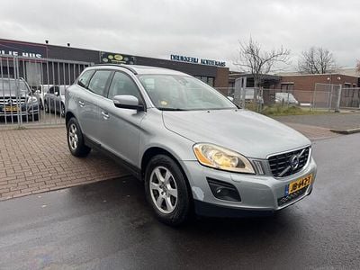 Grijs Gebruikt 2010 Volvo XC60 R-Design SUV | € 5.750 (Goede deal)