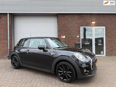 Zwart Gebruikt 2015 Mini ONE Chili Hatchback | € 7.499 (Eerlijke prijs)