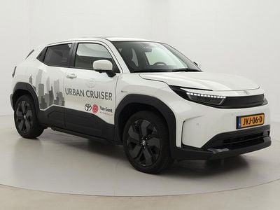 Nieuw Toyota Urban Cruiser Executive 127 kW (174 PK) 2026 Wit SUV